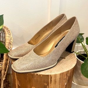 Vintage Stuart Weitzman Nuetral Metallic Snakeskin Heels